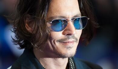 Johnny Depp Smiling HD Wallpaper