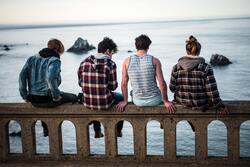 4 Friend Sitting on The Bench