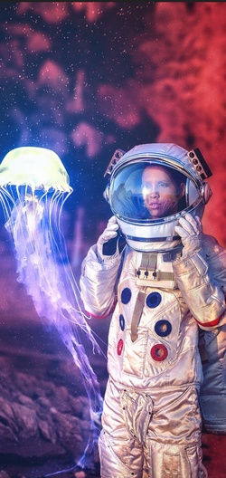 Astronaut Creative Photography