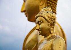 Gold Buddha Statue Photo