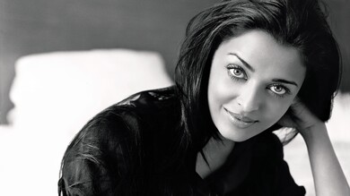 Aishwarya Rai Black and White 4K Photo