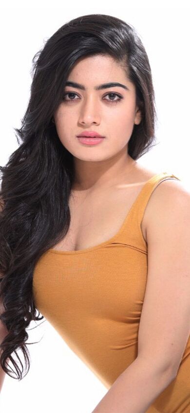 Beautiful Actress Rashmika Mandanna Pics