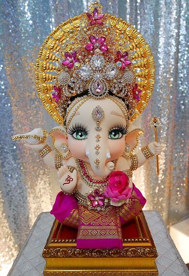 Beautiful Ganesha Idol Mobile Photo | 1094x1600 resolution wallpaper