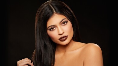 Beautiful Kylie Jenner Closeup Face