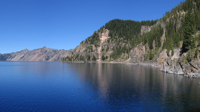 Crater Lake in Oregon Photo
