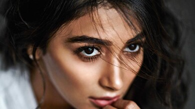 Cute Actress Pooja Hegde Heroine