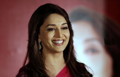 Cute Smile of Celebrity Madhuri Dixit