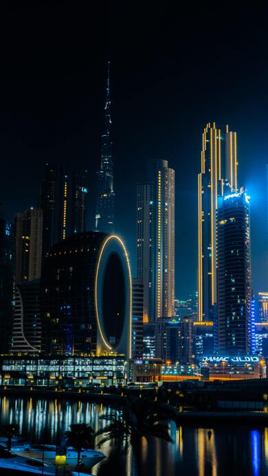 Dubai Country Night View Mobile Image