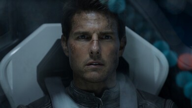 Hollywood Hero Tom Cruise in Oblivion Movie