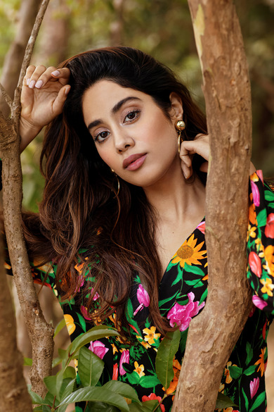 Janhvi Kapoor Mobile Wallpaper