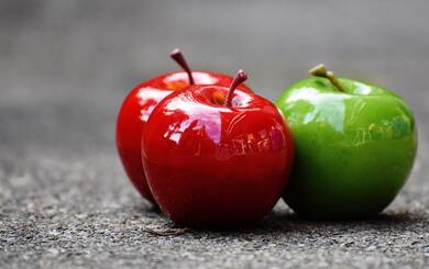 Red And Green Apples