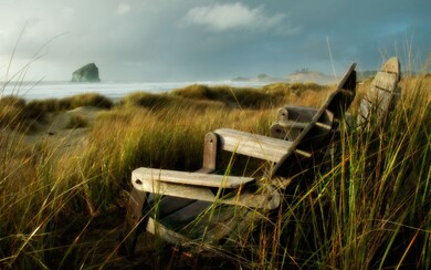 Romantic Seating Chair View