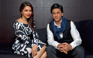 Shahrukh Khan With Deepika Padukone