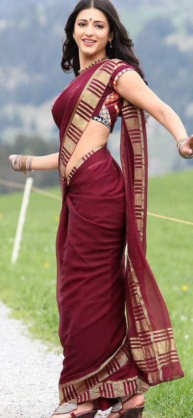 Shruti Haasan in Saree