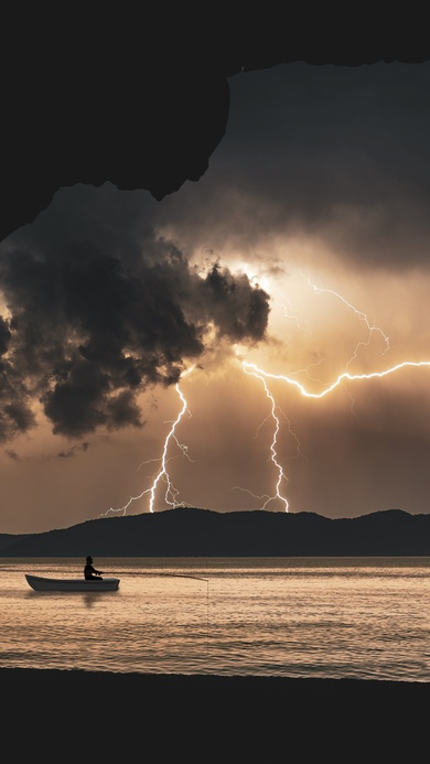 Storm Rays with Thunder and Clouds