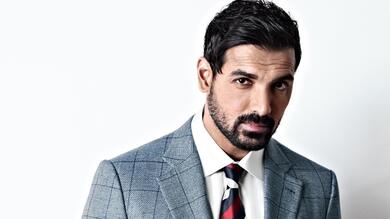 Wallpapers of John Abraham in Suite