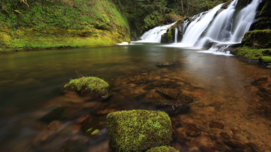 Waterfall in River Ultra HD 4K Nature Images