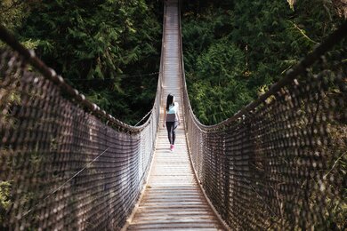 Woman Walk in Bridge