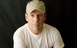 Actor Bruce Willis Wear White TShirt HD Wallpaper