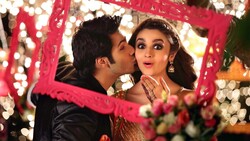 Actress Alia Bhatt With Varun Dhawan