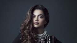 Actress Deepika Padukone Hair Style