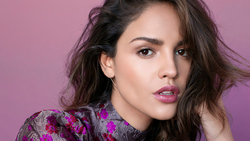 Actress Eiza Gonzalez Close Up Face 4K