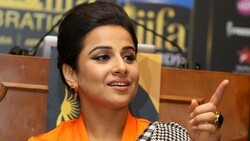 Actress Vidya Balan in iifa Award