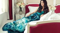 Aishwarya Rai in Blue One Piece Dress