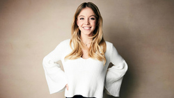 American Actress Sydney Sweeney Wallpaper