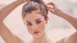 American Beautiful Actress Selena Gomez