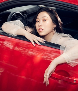 Awkwafina inside Red Car