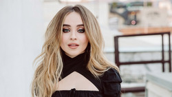 Beautiful Sabrina Carpenter 4K Wallpaper