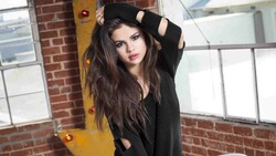 Beautiful Selena Gomez 4K Wallpaper