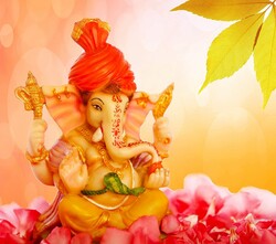 Beautiful Small Lord Ganesha Idol