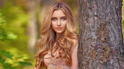 Beautiful Young Model Alexandra Lenarchyk