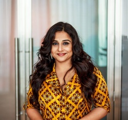 Bollywood Heroine Vidya Balan Smiling Face