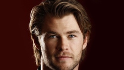 Chris Hemsworth Handsome Hollywood Actor