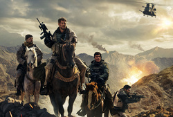 Chris Hemsworth Riding Horse Movie Scene Wallpaper