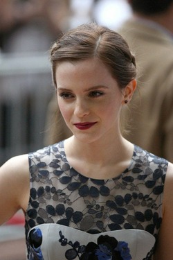 Cute Emma Watson in Red Lips