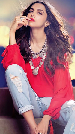 Deepika Padukone in Jeans Beautiful Actress Photo