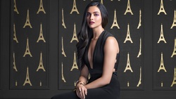 Deepika Padukone in Scenic Black Dress