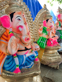 Ganpati Statues on Ganesh Chaturthi Photo
