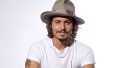 Handsome And Stunning Look of Actor Johnny Depp