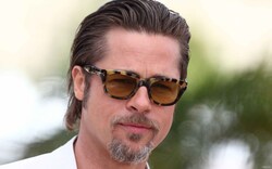Handsome Brad Pitt with Sunglasses