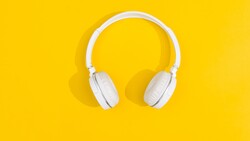 Headphone 4K in Yellow Background