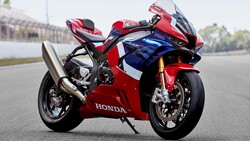 Honda CBR Sport Bike Photo