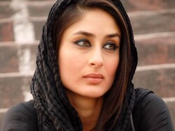 Kareena Kapoor in Kurbaan Movie