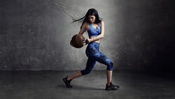 Kylie Jenner Excersize with Ball