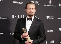 Leonardo Dicaprio Holding Award