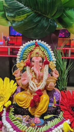 Lord Ganesha Worship Ultra HD Pics